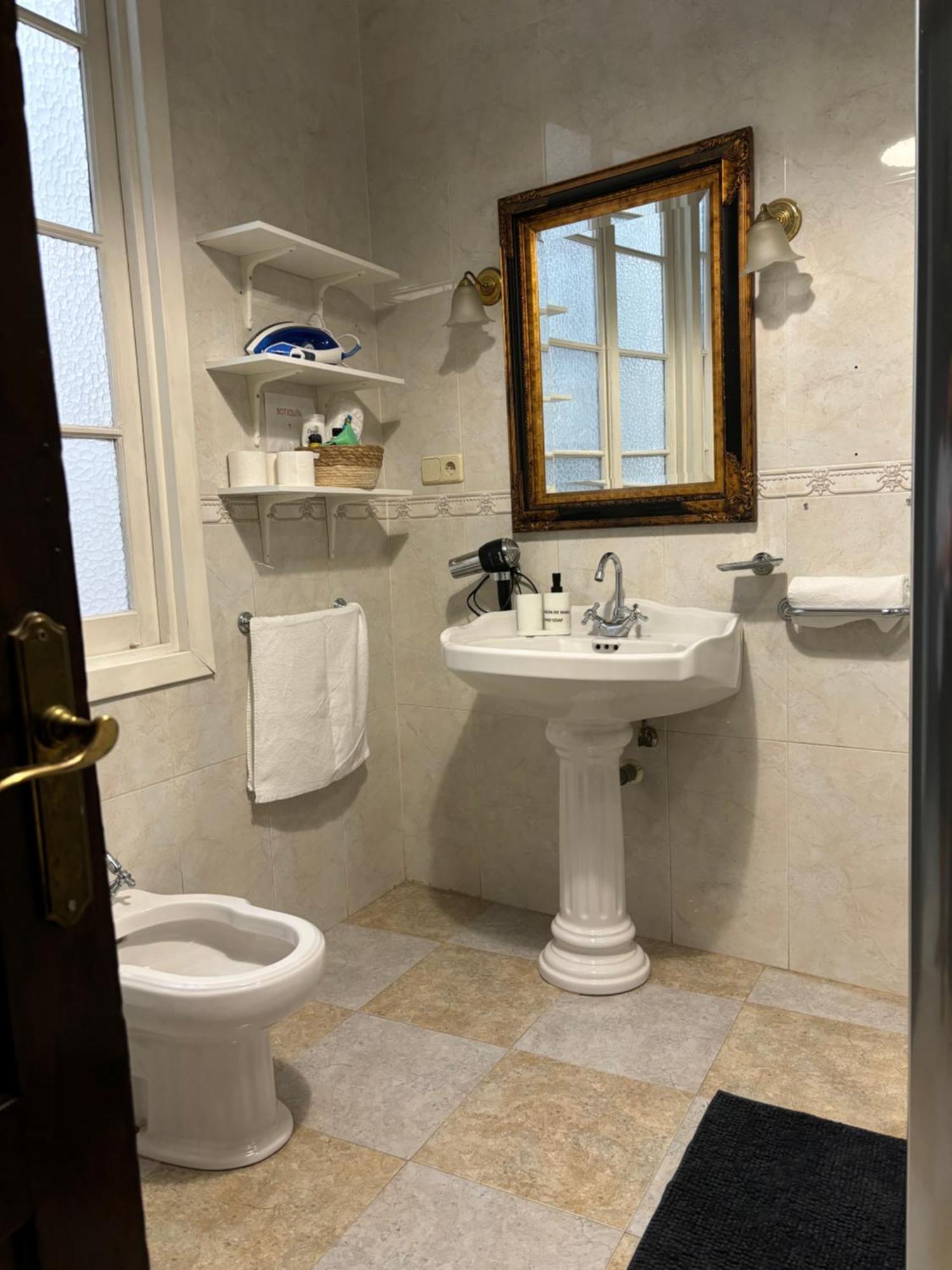 Apartamento En El Centro Historico De Málaga Kültér fotó
